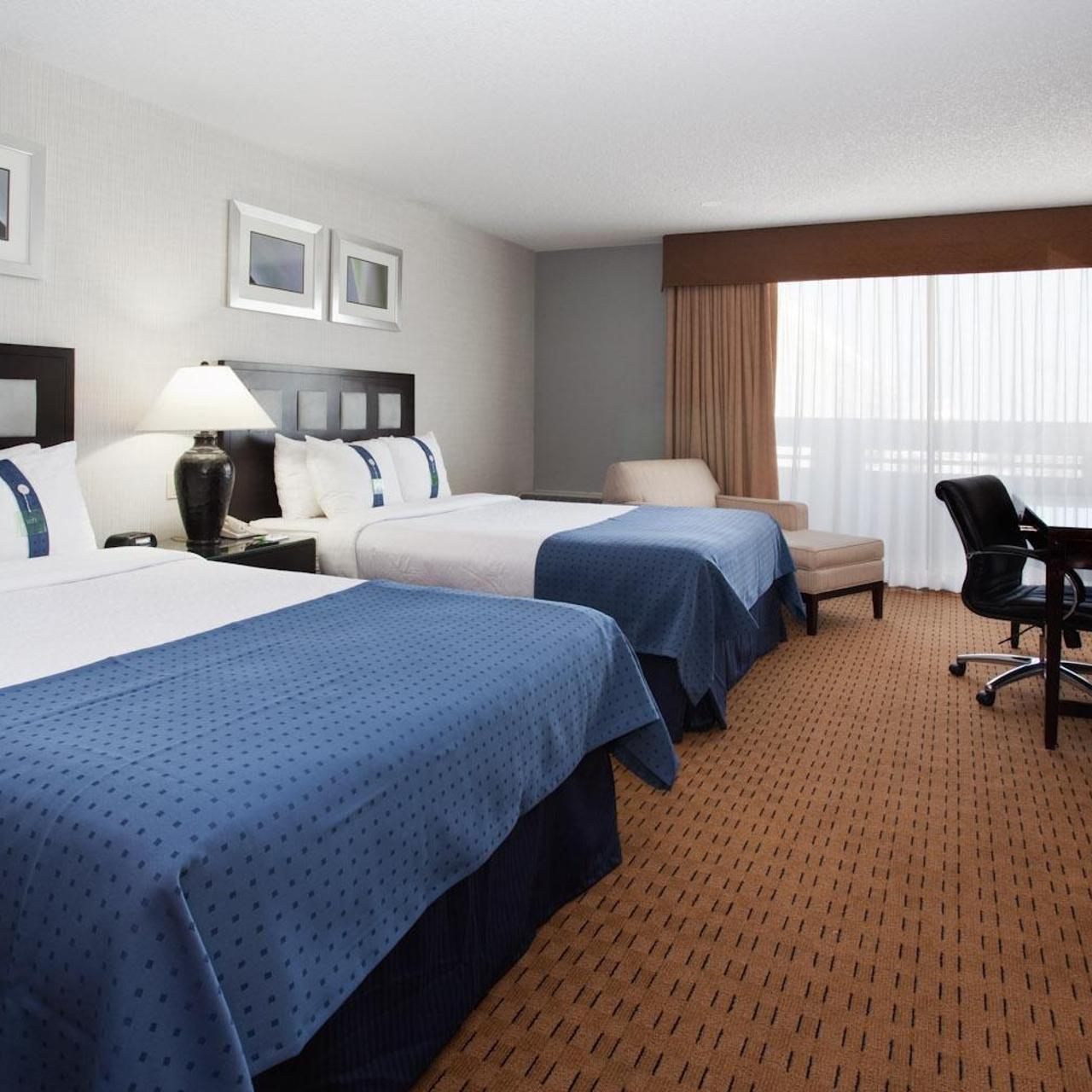 Holiday Inn Denver East By Ihg Экстерьер фото