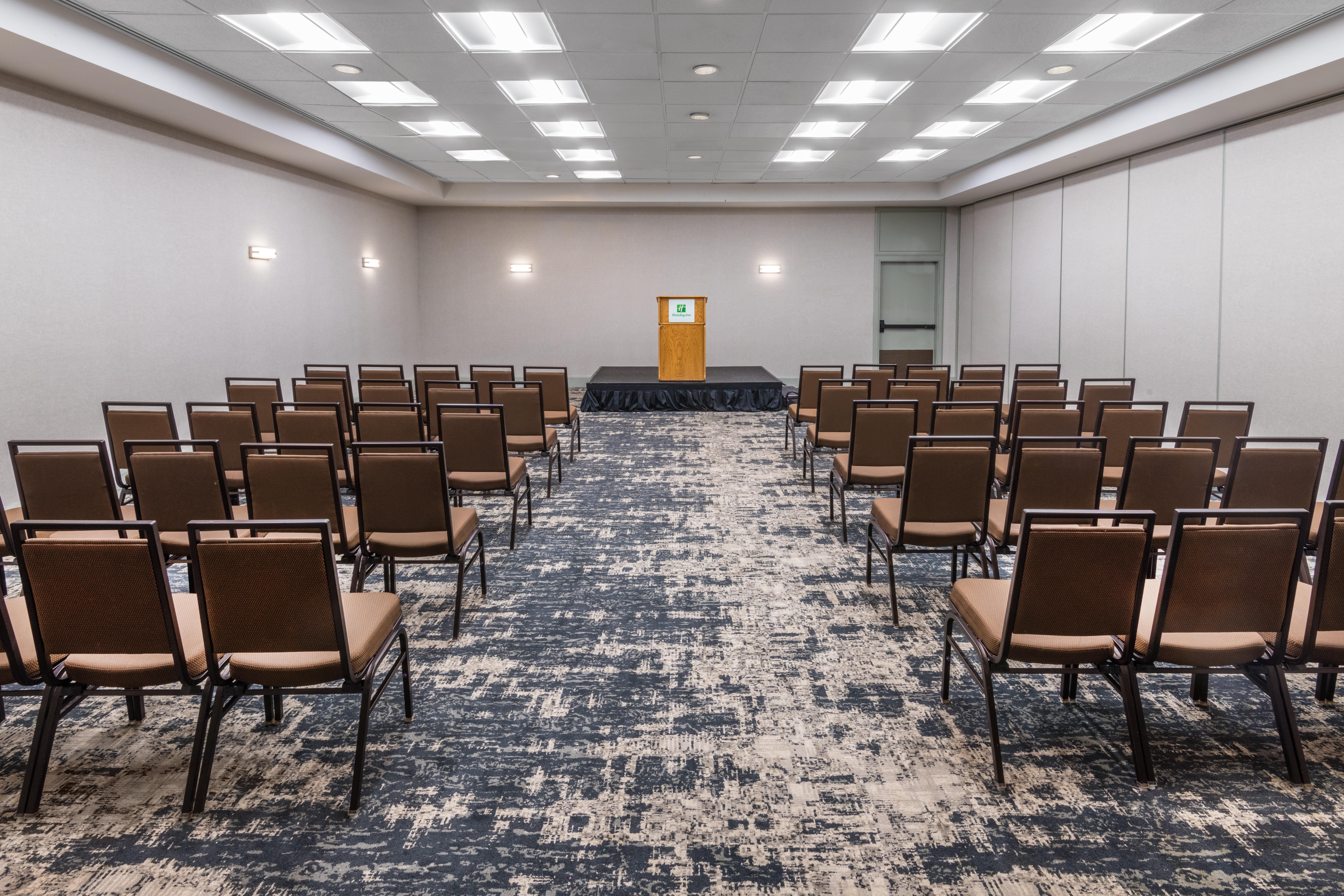 Holiday Inn Denver East By Ihg Экстерьер фото